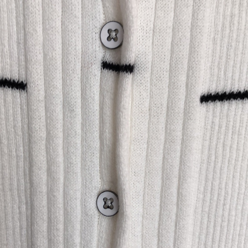 Sweater - Picture 6 of 6